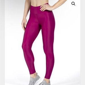 Heroine Sport Density Legging Wild Berry